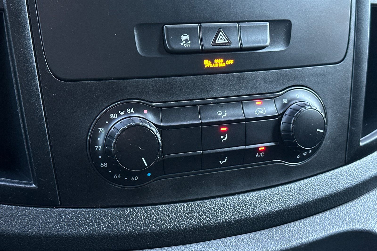 Used 2022 Mercedes-Benz Metris image 19