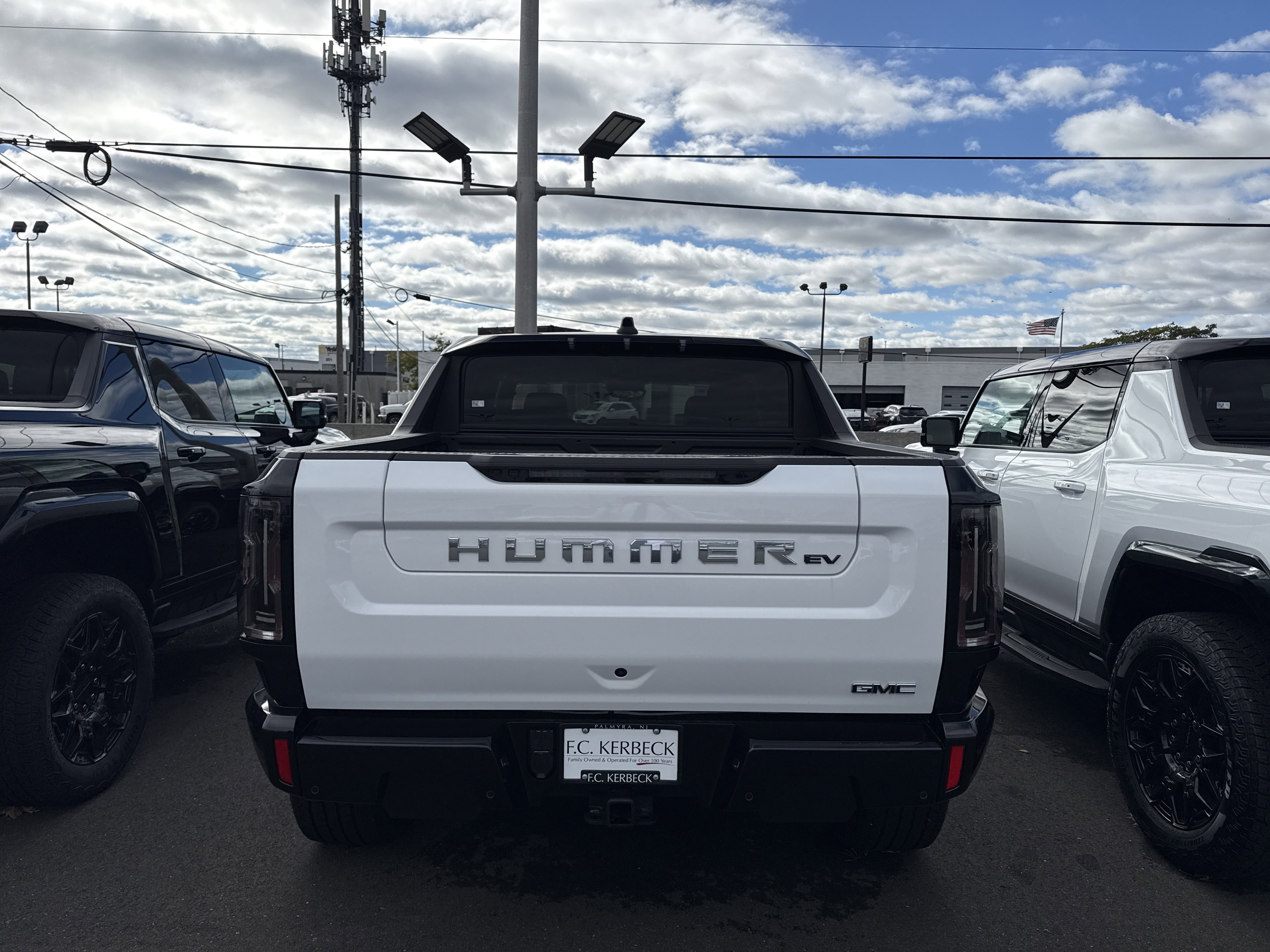 New 2026 GMC Hummer EV 4x4 Crew Cab image 5