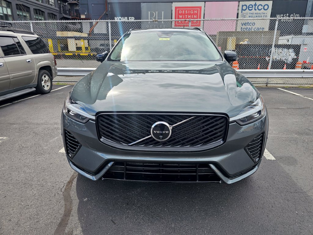 Certified 2026 Volvo XC60 T8 Ultra AWD/4WD image 31