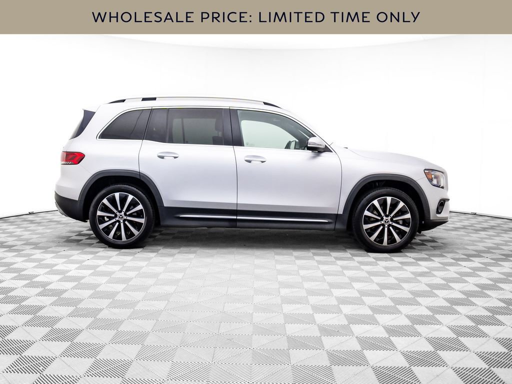 Used 2022 Mercedes-Benz GLB 250 4MATIC image 6