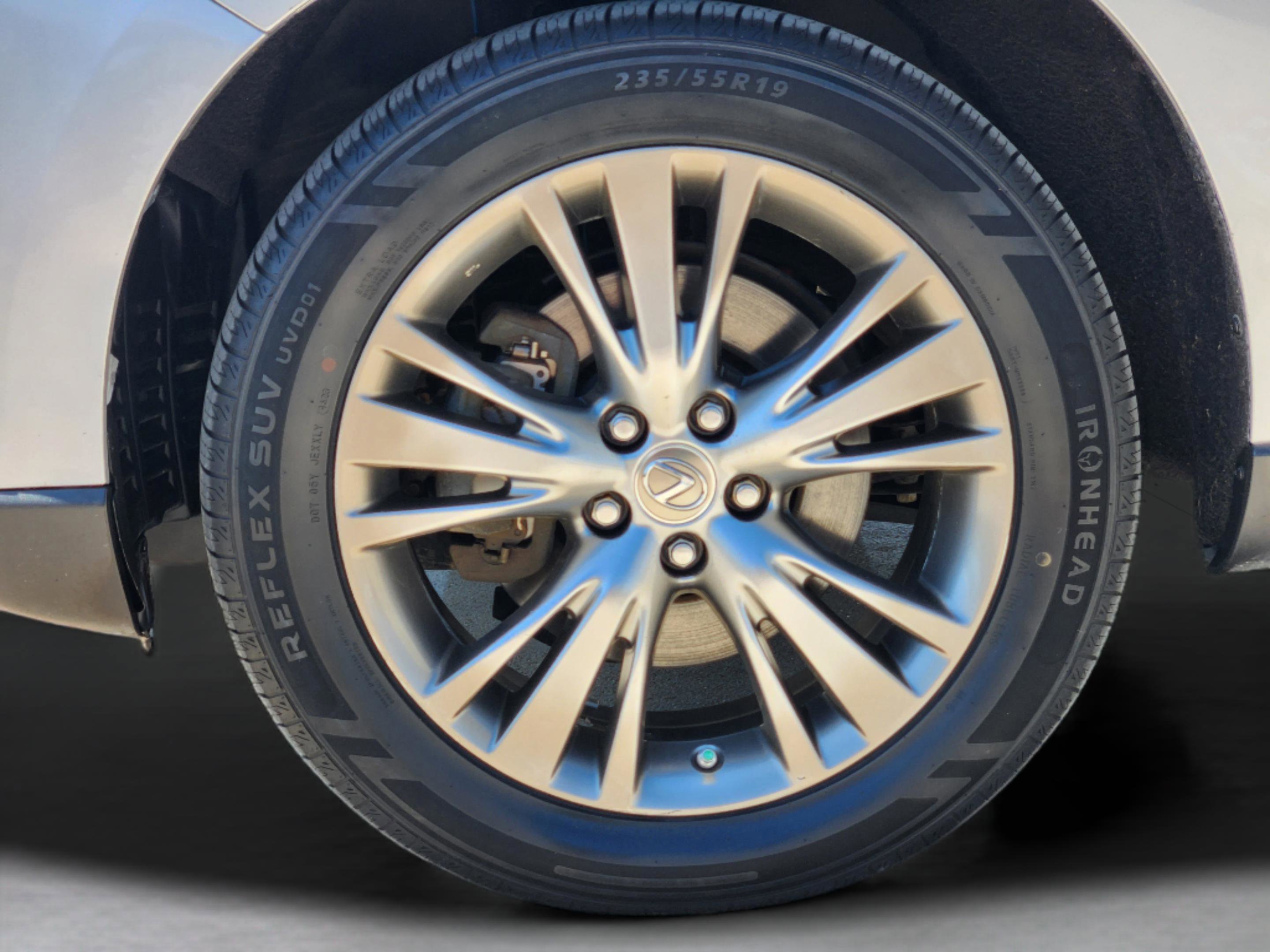 Used 2013 Lexus RX 450h AWD w/ Navigation Pkg image 29