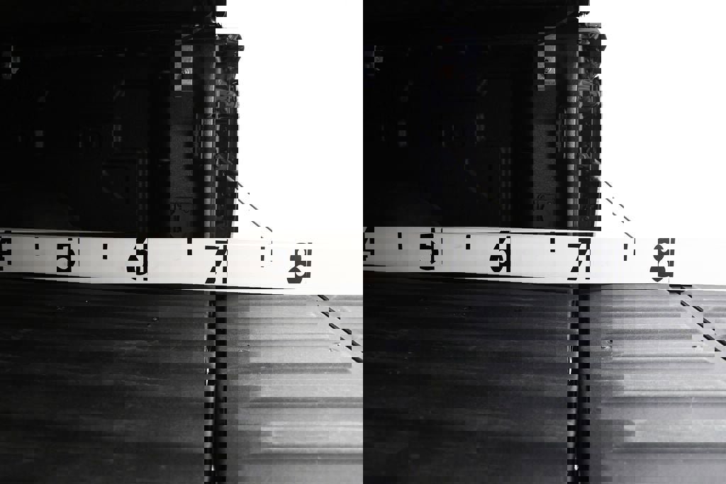 Used 2024 GMC Sierra 2500 SLT w/ SLT Premium Package image 11