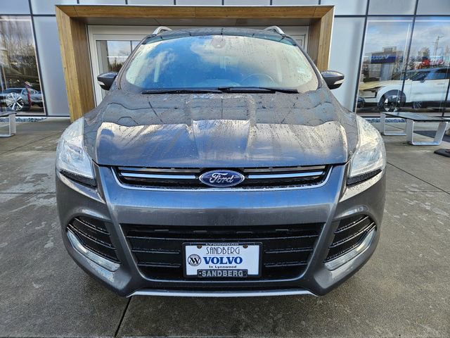 Used 2016 Ford Escape Titanium image 2