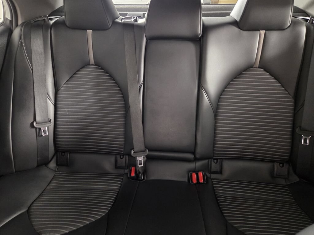 Used 2024 Toyota Camry SE FWD image 22