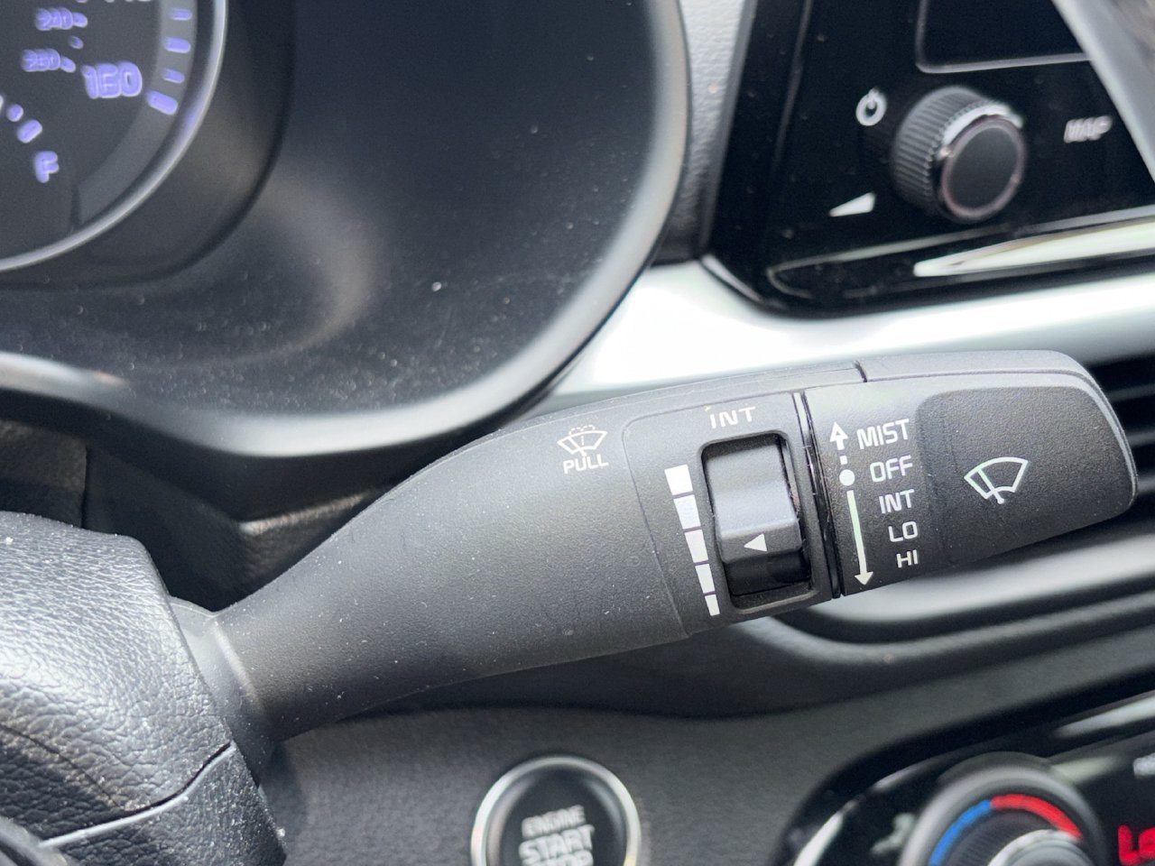 Used 2024 Kia Forte GT-Line FWD image 12