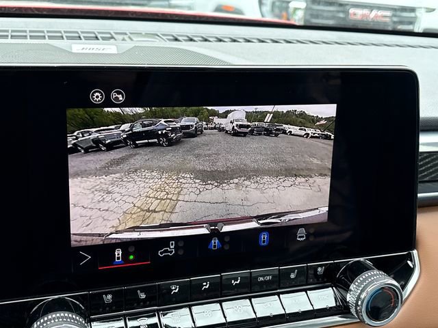 New 2026 GMC Canyon AT4 w/ Technology Plus Package AWD/4WD image 10