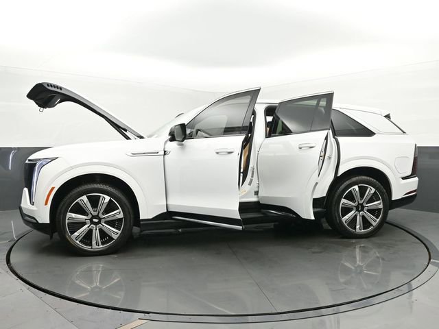 New 2025 Cadillac Escalade IQ Luxury 2 AWD/4WD image 57