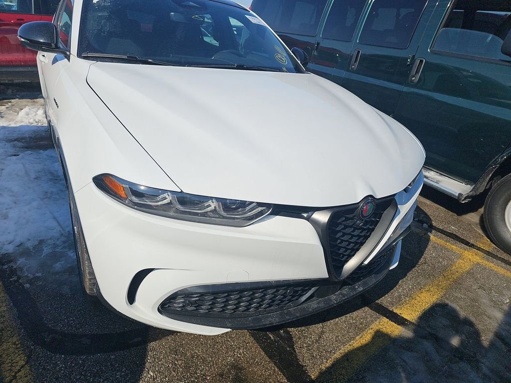 Used 2024 Alfa Romeo Tonale Veloce image 6