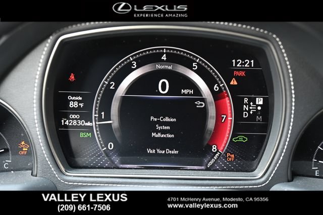 Used 2018 Lexus LS 500 w/ Interior Upgrade Package RWD image 10