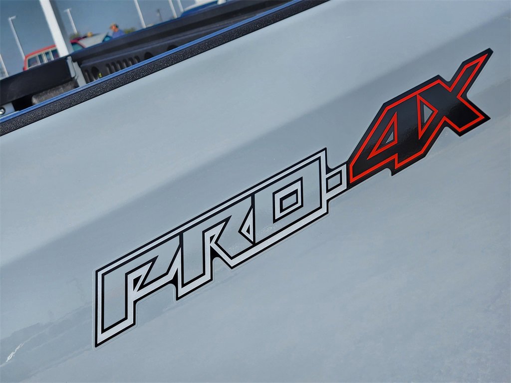 New 2026 Nissan Frontier PRO-4X w/ Pro-4x Convenience Package image 8