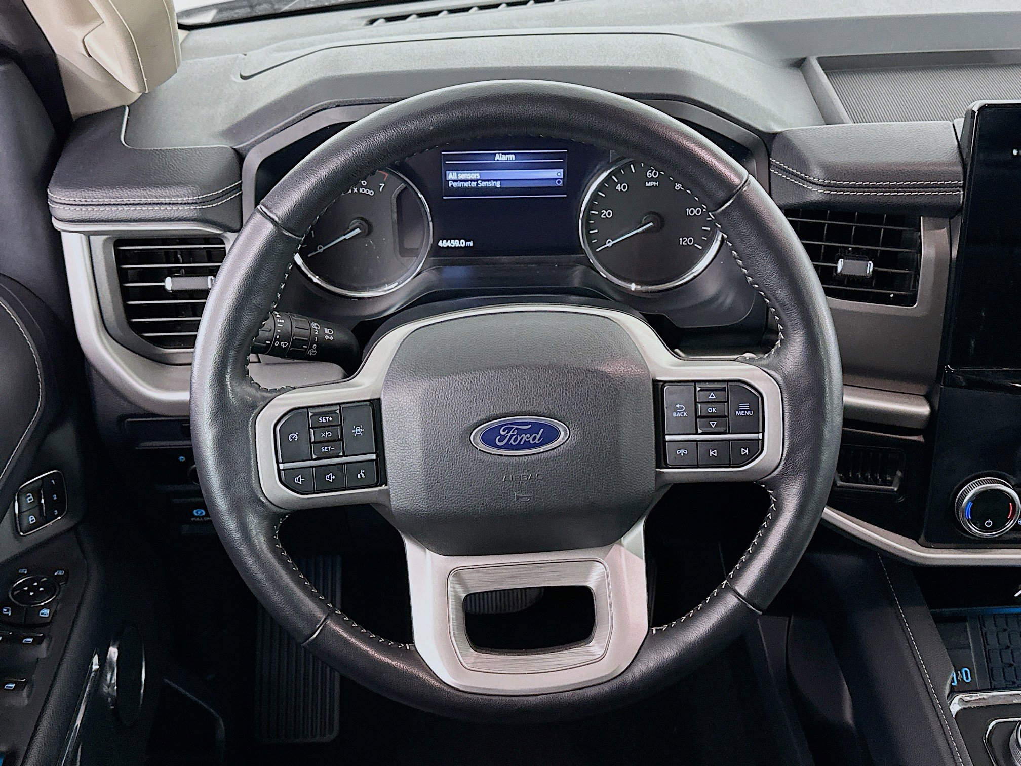 Used 2024 Ford Expedition XLT image 18