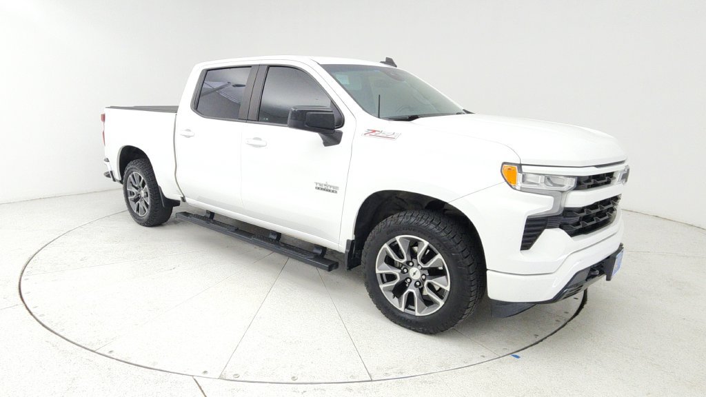 Used 2022 Chevrolet Silverado 1500 RST AWD/4WD image 1