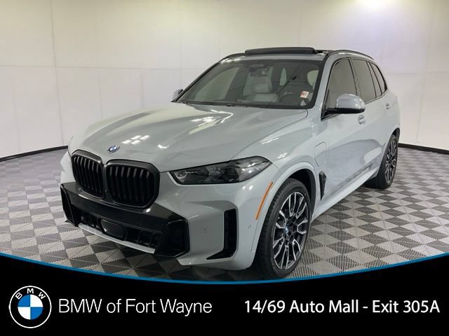 Used 2024 BMW X5 xDrive50e AWD/4WD image 1