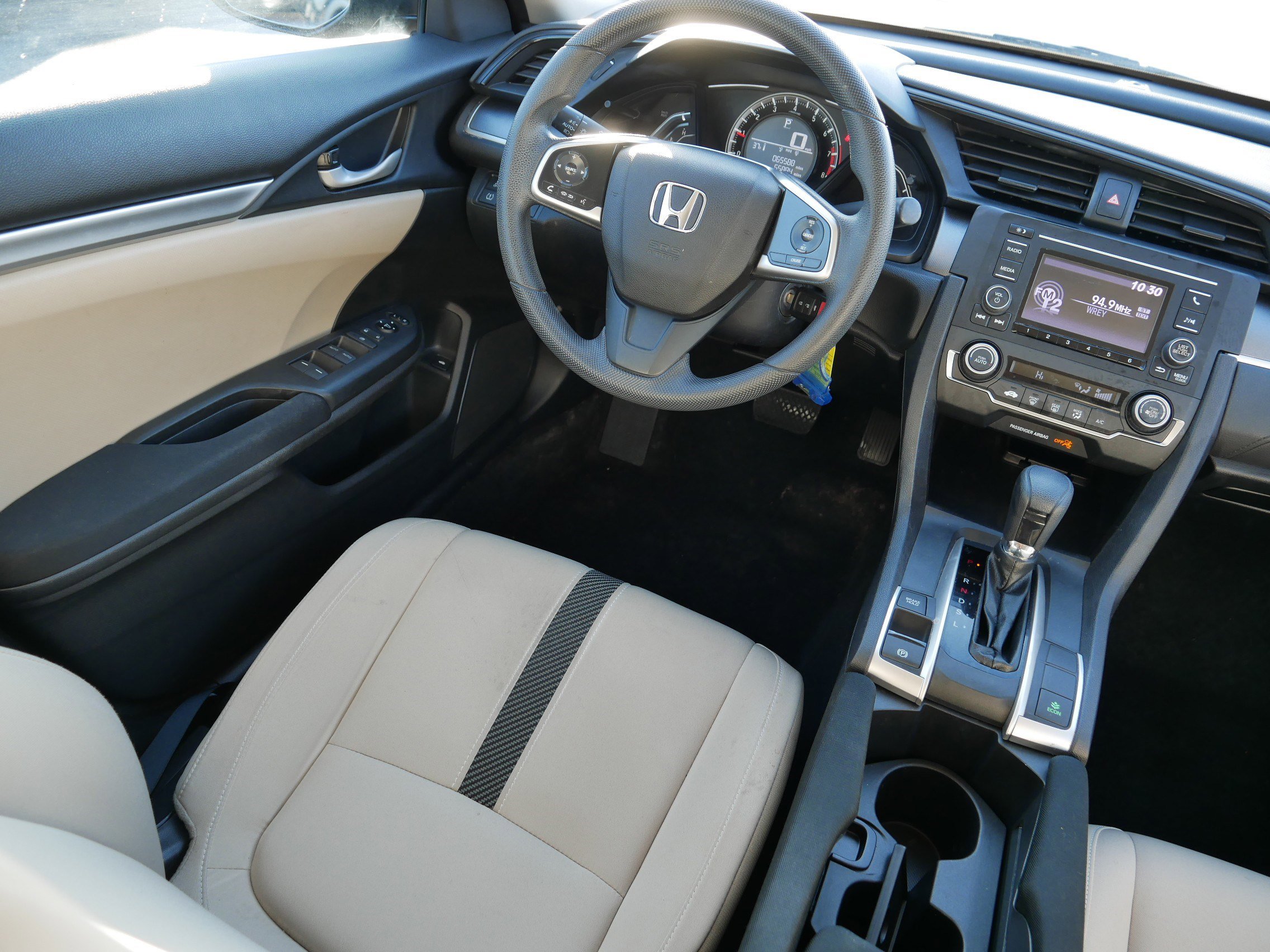 Used 2018 Honda Civic LX image 9