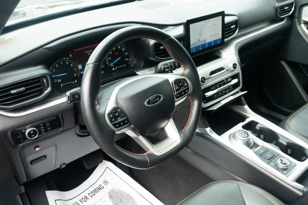 Used 2024 Ford Explorer Timberline w/ Timberline Technology Package AWD/4WD image 3