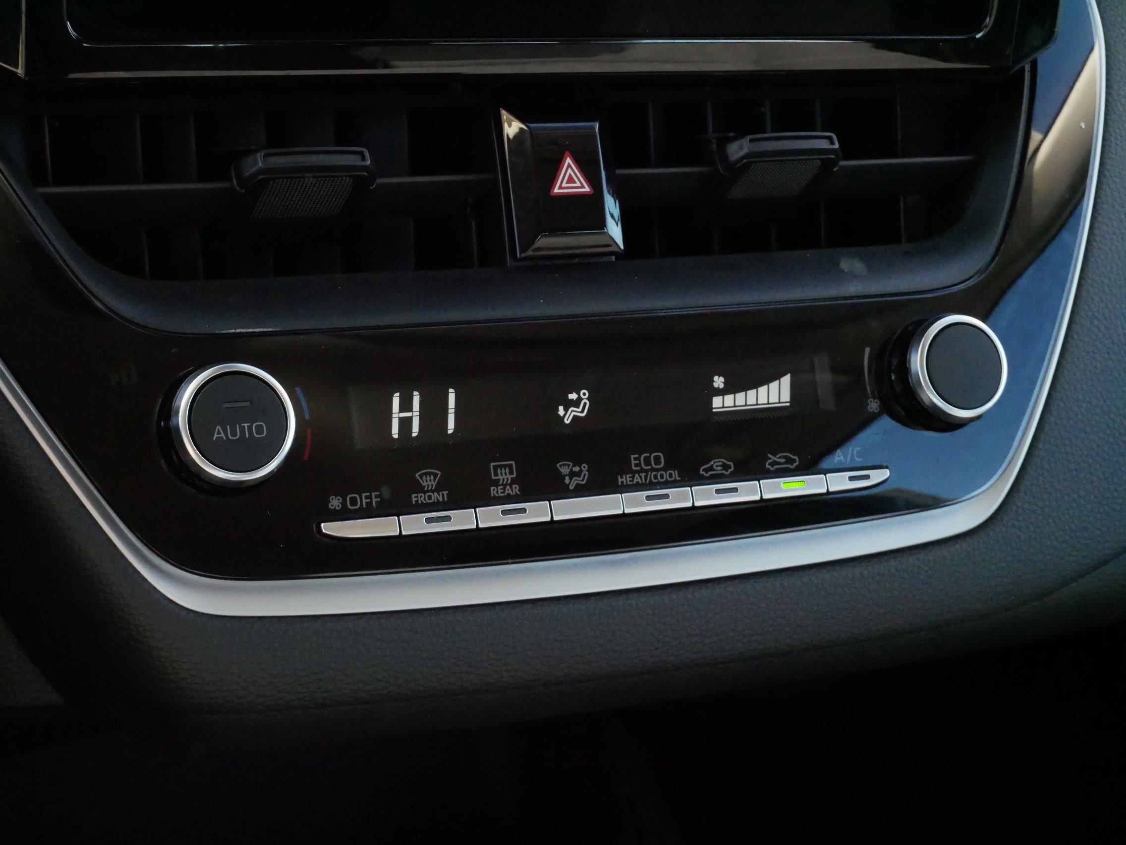 Certified 2024 Toyota Corolla LE image 23