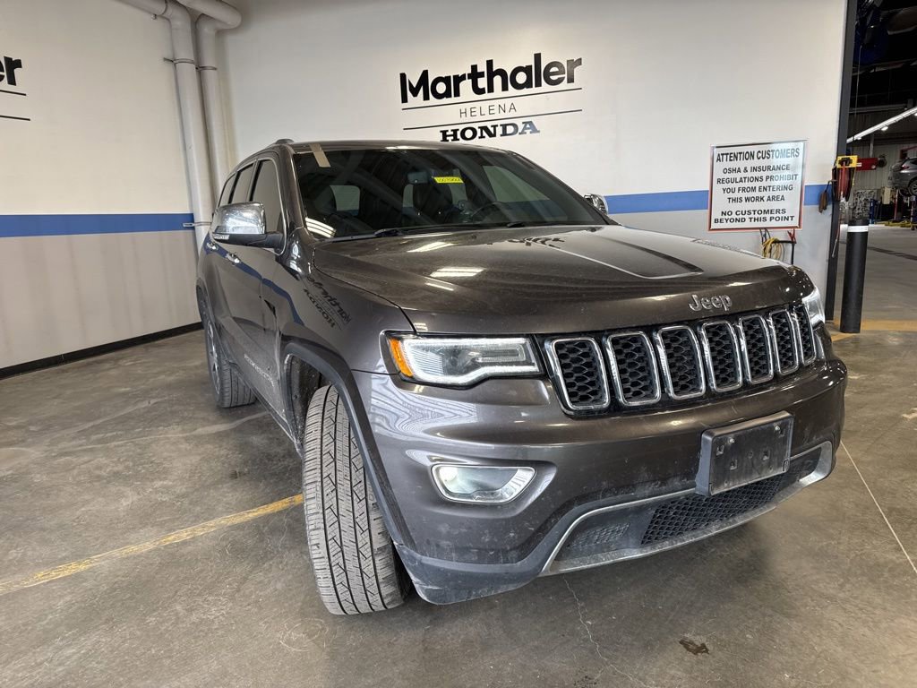 Used 2019 Jeep Grand Cherokee Limited w/ Luxury Group II image 3