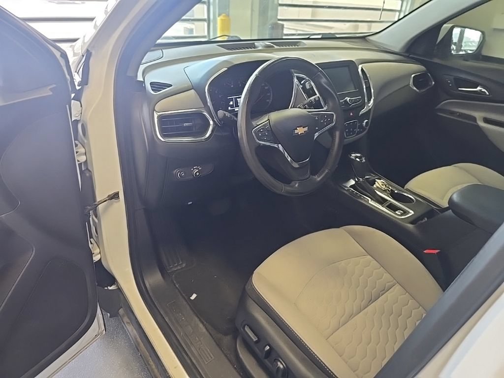 Used 2018 Chevrolet Equinox LT FWD image 7