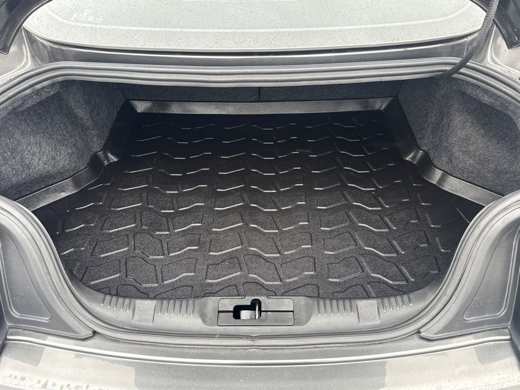 Used 2019 Ford Mustang GT image 23