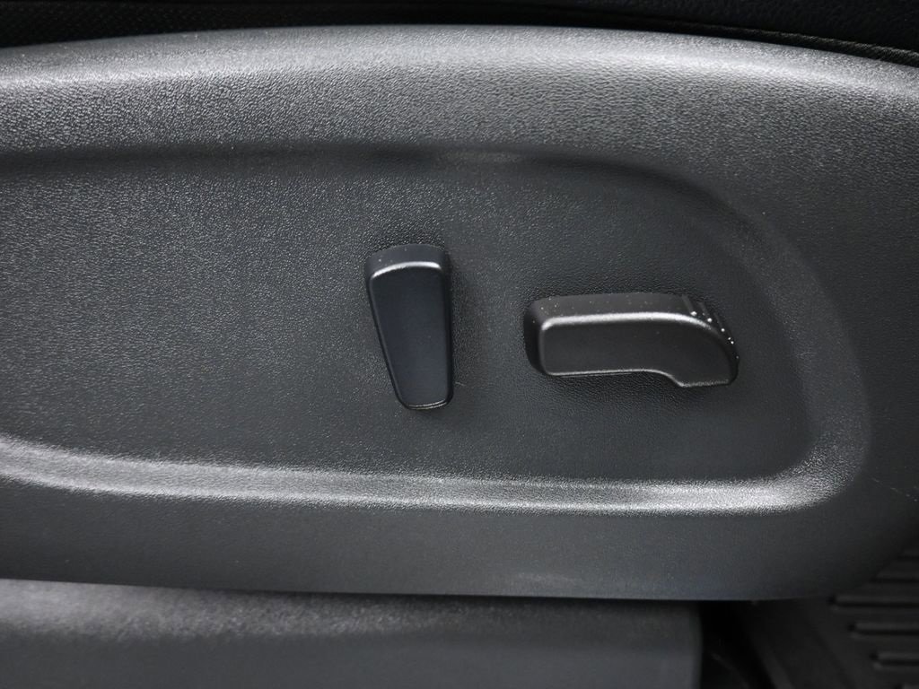 Used 2023 Nissan Titan PRO-4X w/ Pro-4x Convenience Package image 53