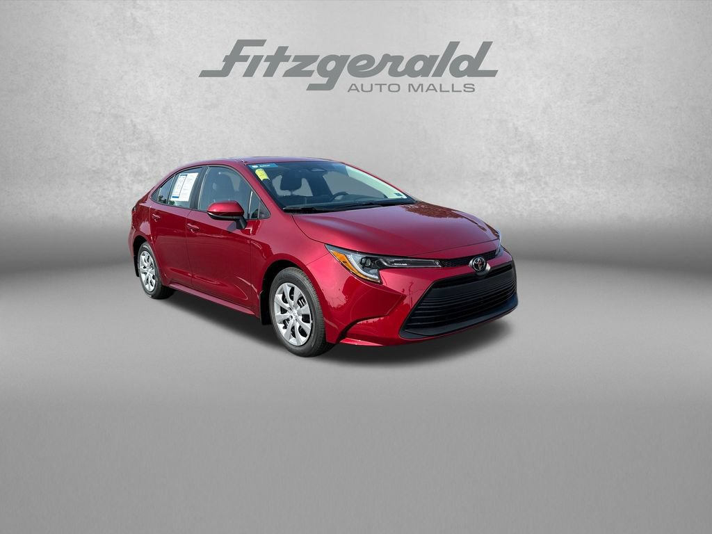 Used 2026 Toyota Corolla LE FWD image 1