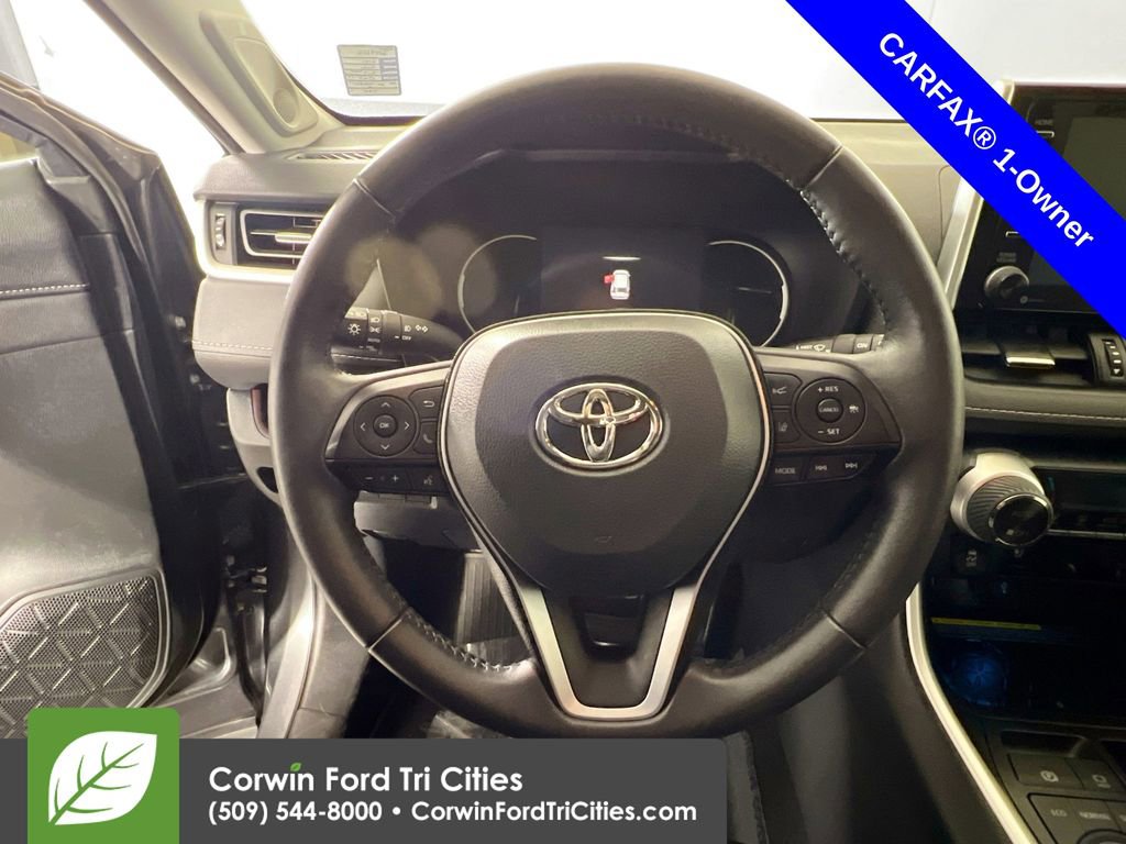 Used 2021 Toyota RAV4 Limited image 8