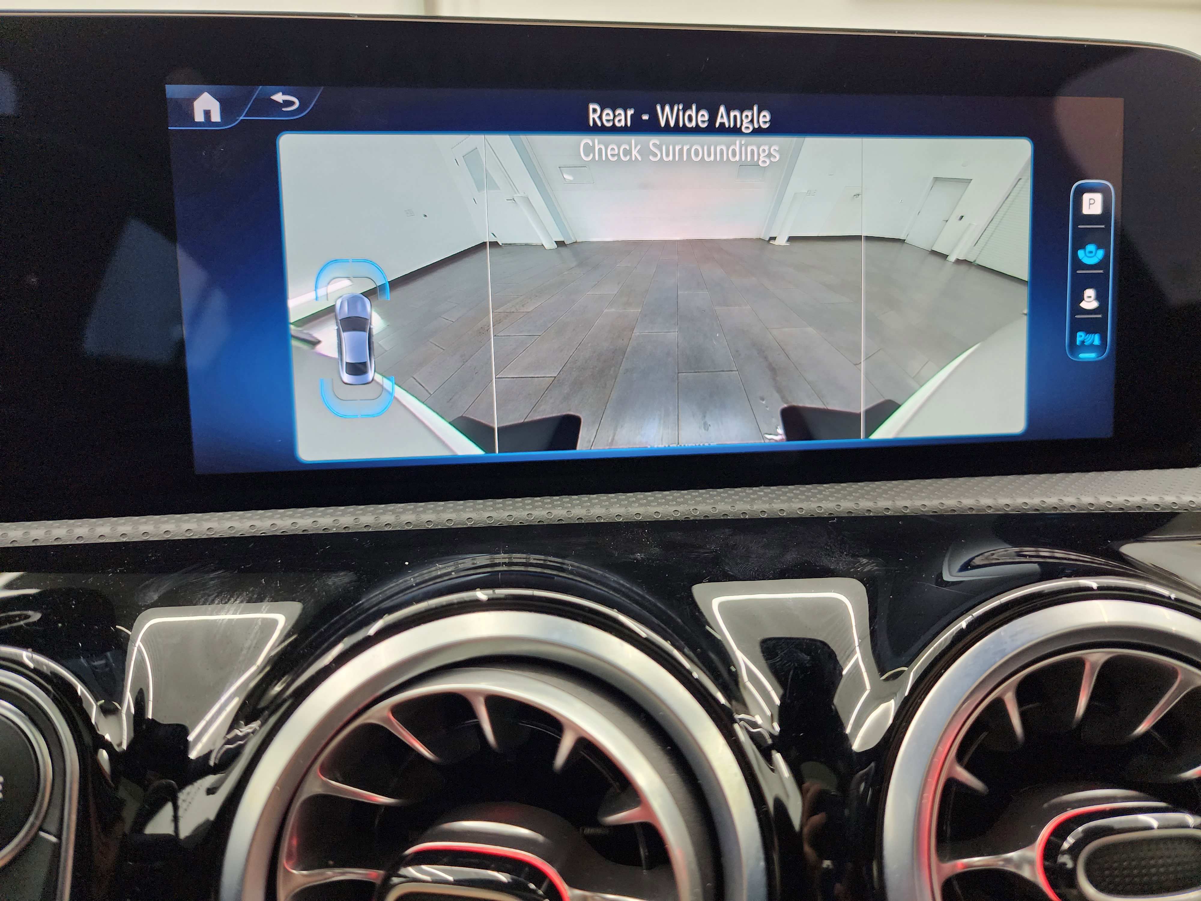 Used 2025 Mercedes-Benz CLA 250 4MATIC image 15