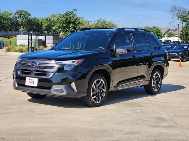 Certified 2025 Subaru Forester Limited AWD/4WD image 3