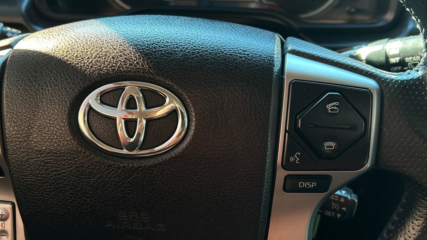 Used 2016 Toyota 4Runner SR5 image 32