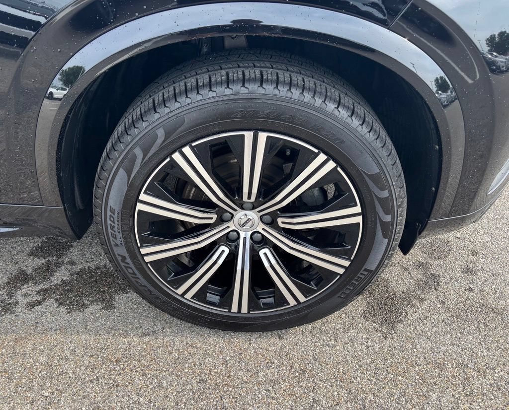 Used 2023 Volvo XC90 B5 Core w/ Protection Package Premier AWD/4WD image 35