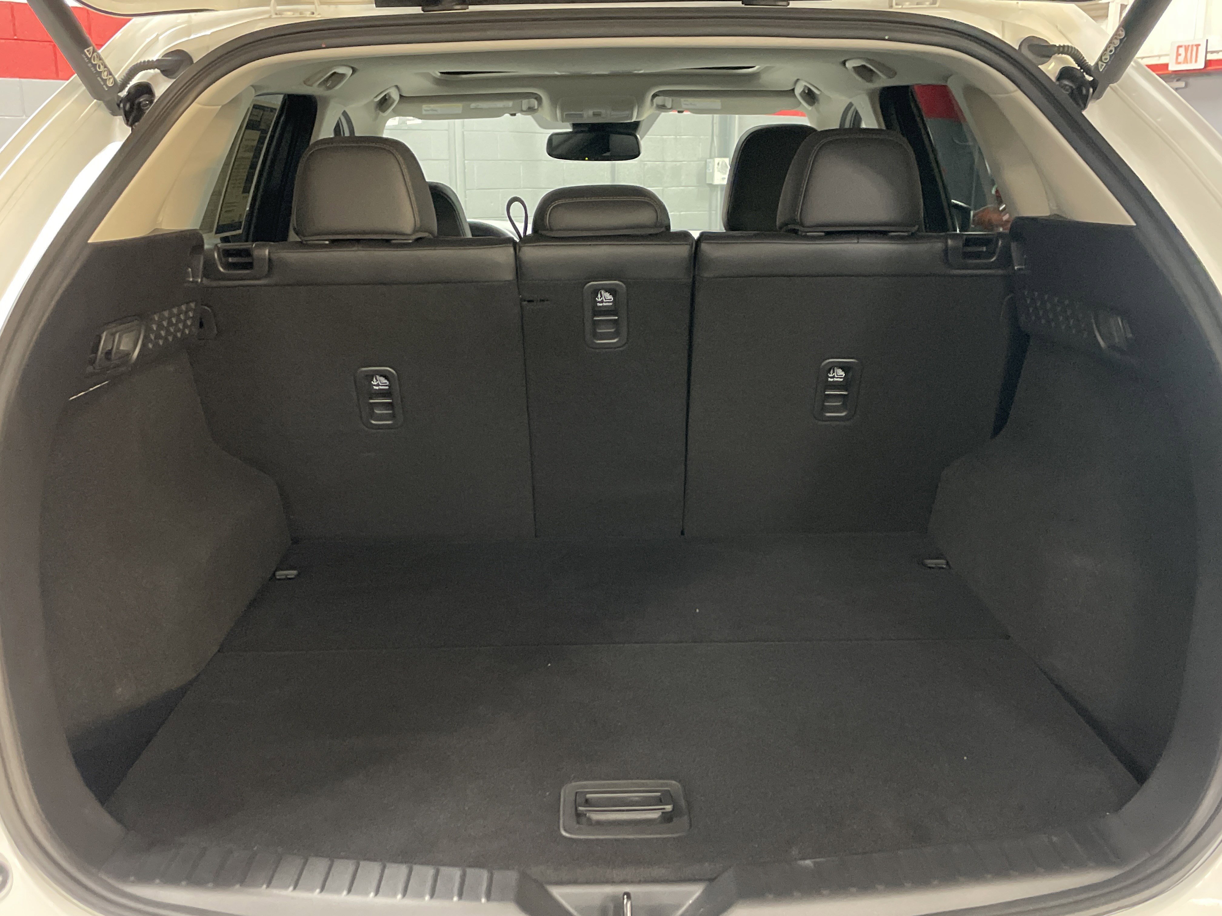 Used 2023 MAZDA CX-5 AWD 2.5 S w/ Premium Package image 34