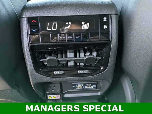 New 2025 Jeep Grand Cherokee L Laredo w/ Luxury Tech Group I image 24