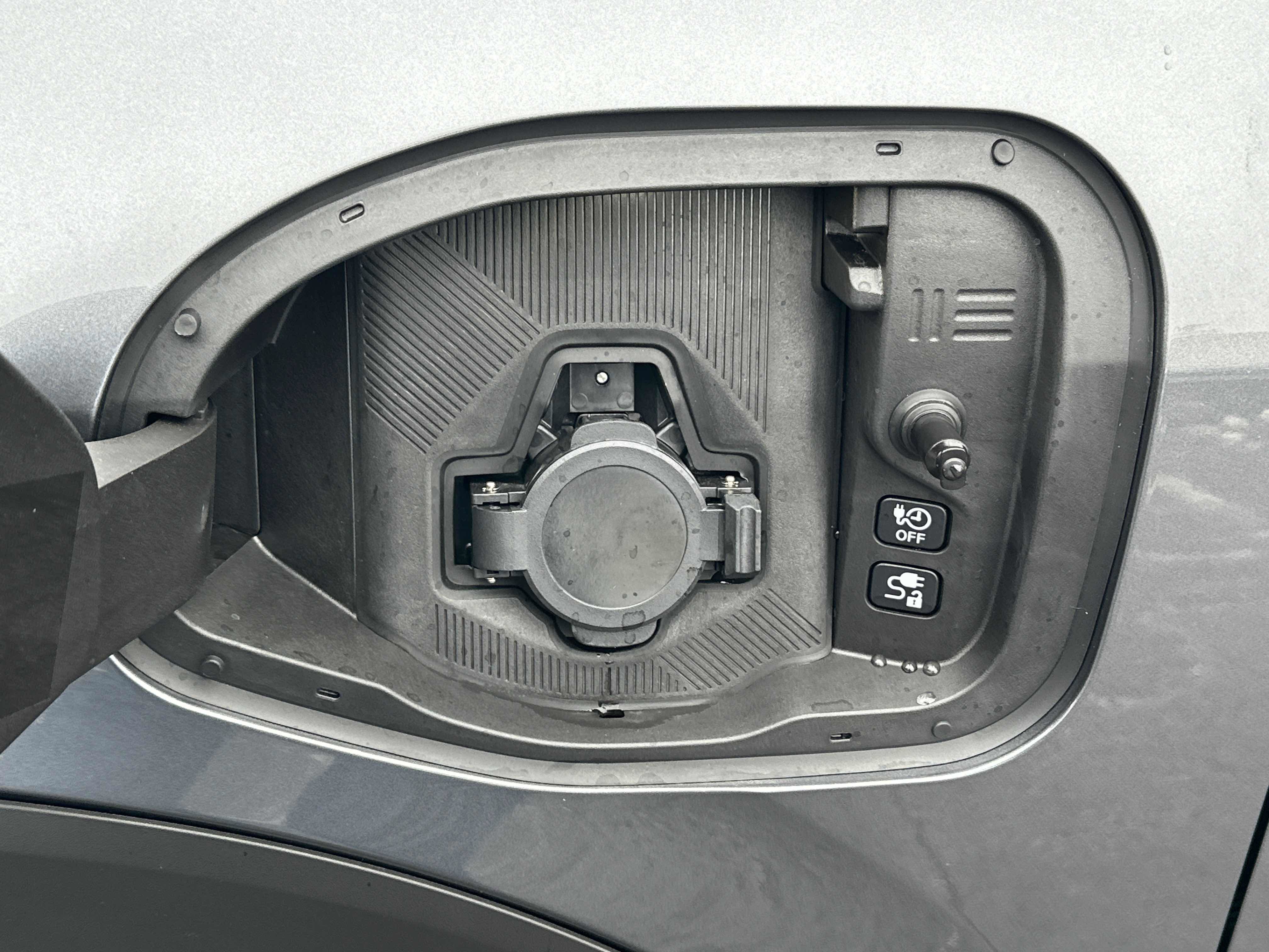 New 2026 Nissan Leaf w/ Floor Mat Package (S+) image 11