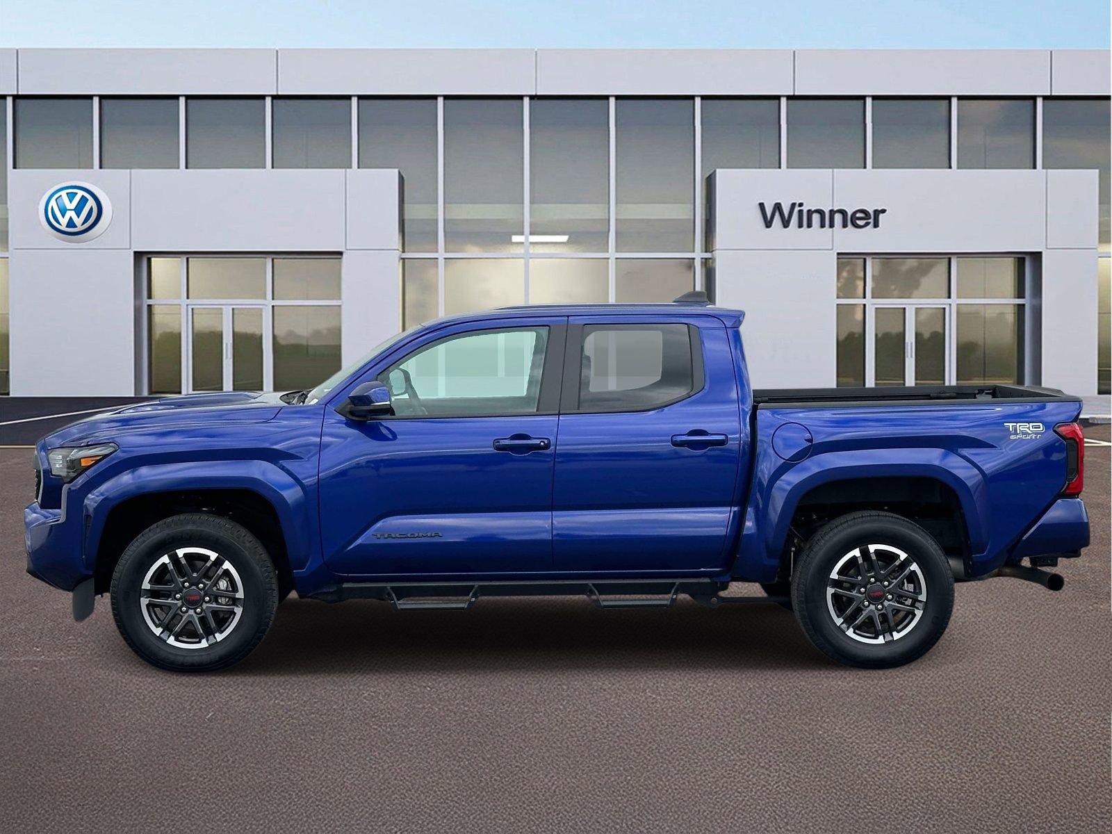 Used 2025 Toyota Tacoma TRD Sport w/ TRD Sport Upgrade Package AWD/4WD image 2