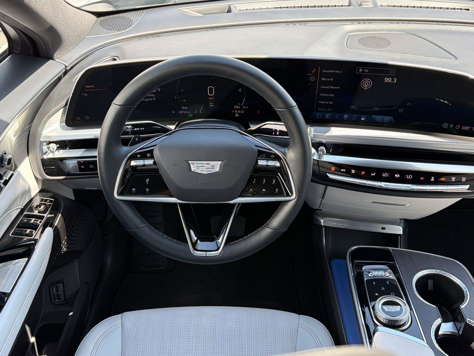 Used 2024 Cadillac Lyriq Luxury RWD image 28