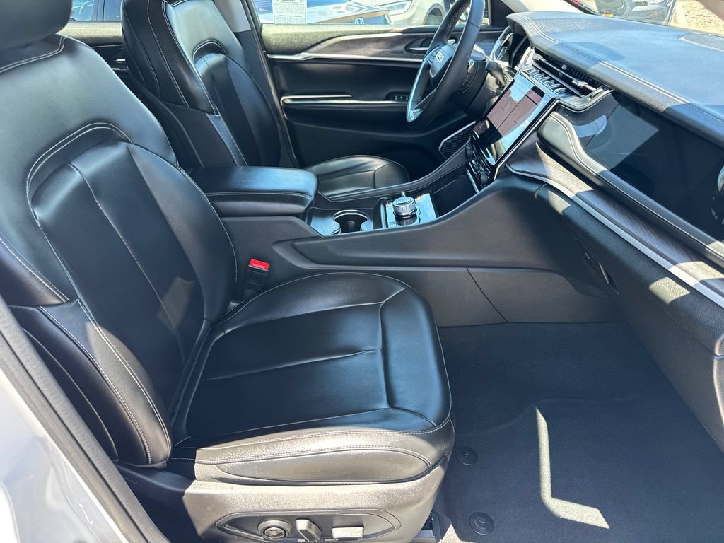 Certified 2024 Jeep Grand Cherokee Limited 4xe AWD/4WD image 16