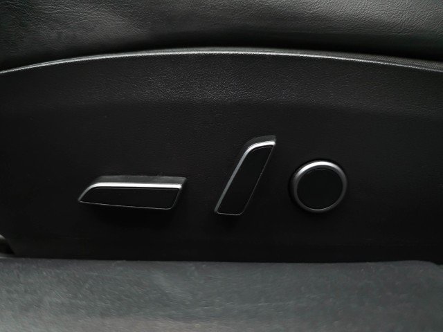 Used 2022 Tesla Model 3 Performance AWD/4WD image 29