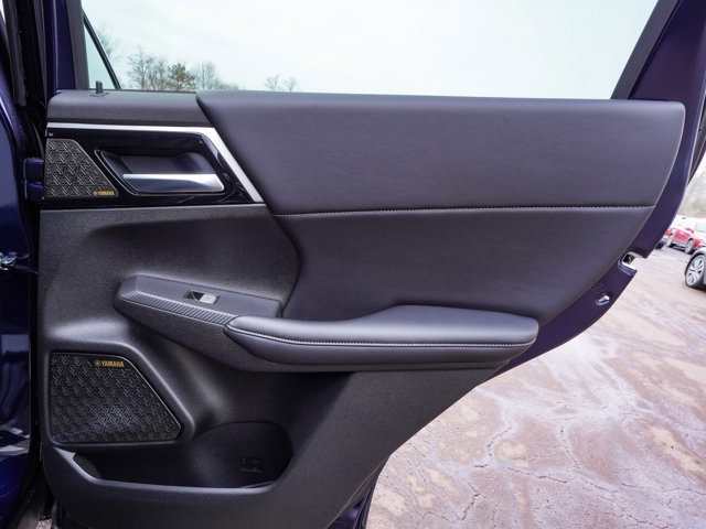 New 2026 Mitsubishi Outlander SE FWD image 14