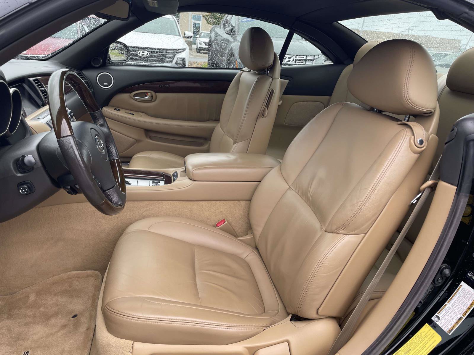 Used 2007 Lexus SC 430 Convertible w/ Preferred Accessory Pkg RWD image 7