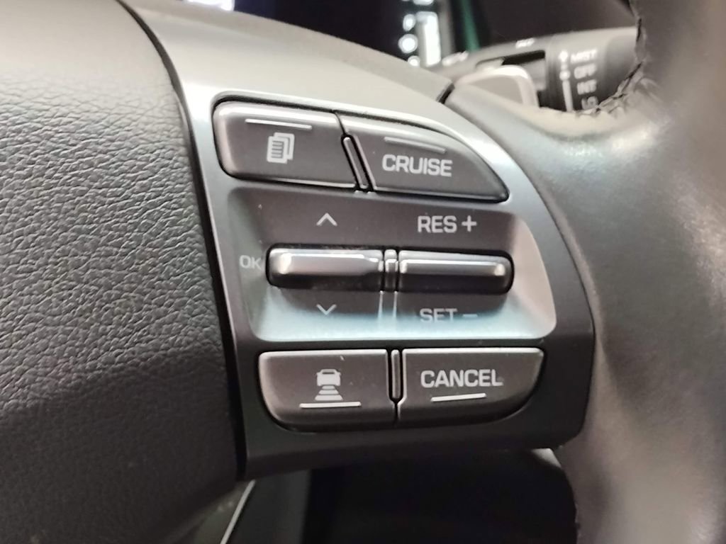 Certified 2022 Hyundai Ioniq SE FWD image 27