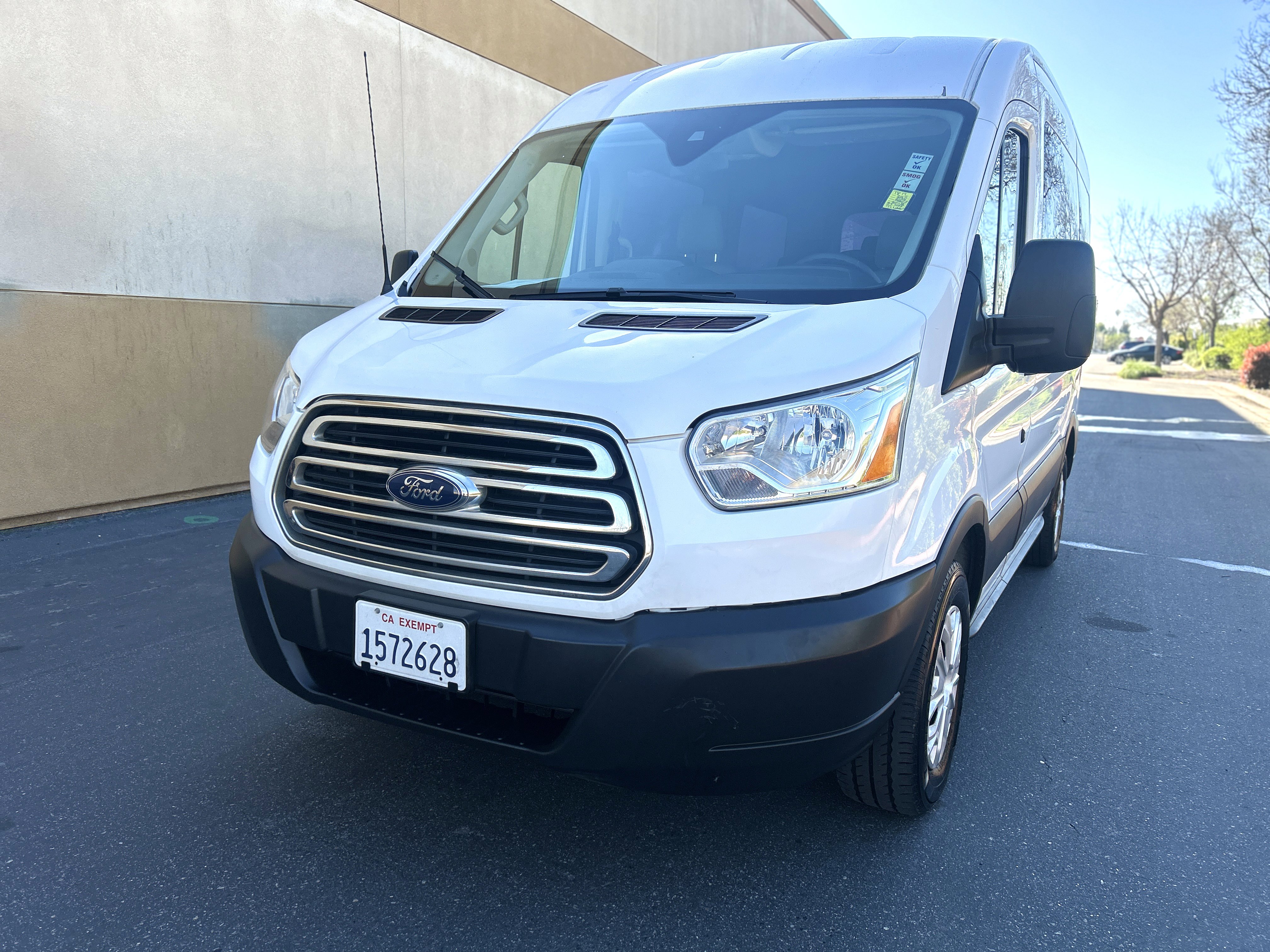 Used 2019 Ford Transit 150 XLT image 1