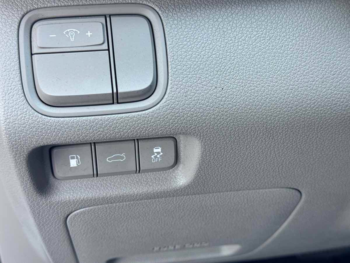 Used 2016 Kia Optima LX FWD image 39