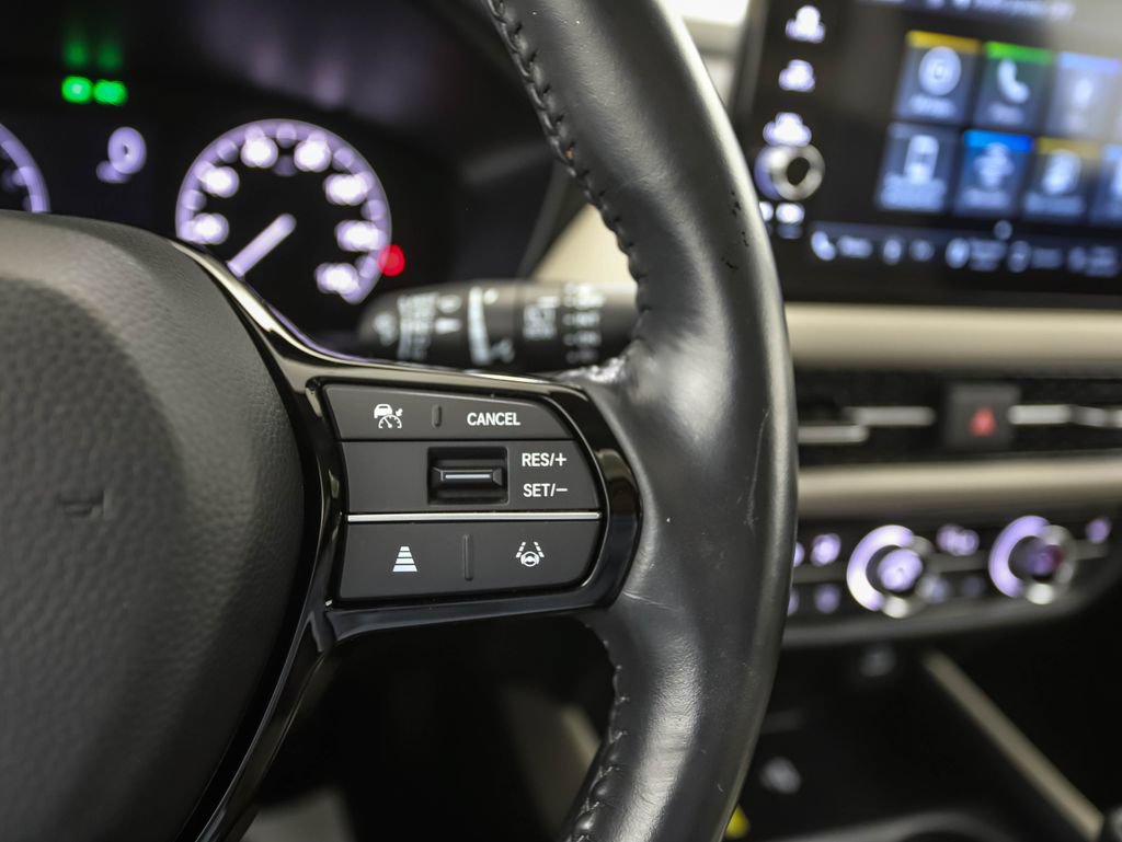 Used 2023 Honda HR-V EX-L image 13