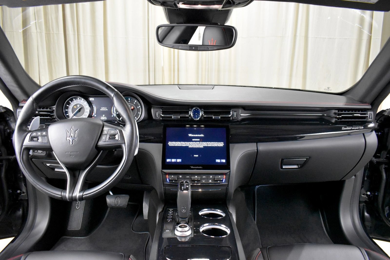 Certified 2024 Maserati Quattroporte Modena Ultima Q4 AWD/4WD image 17