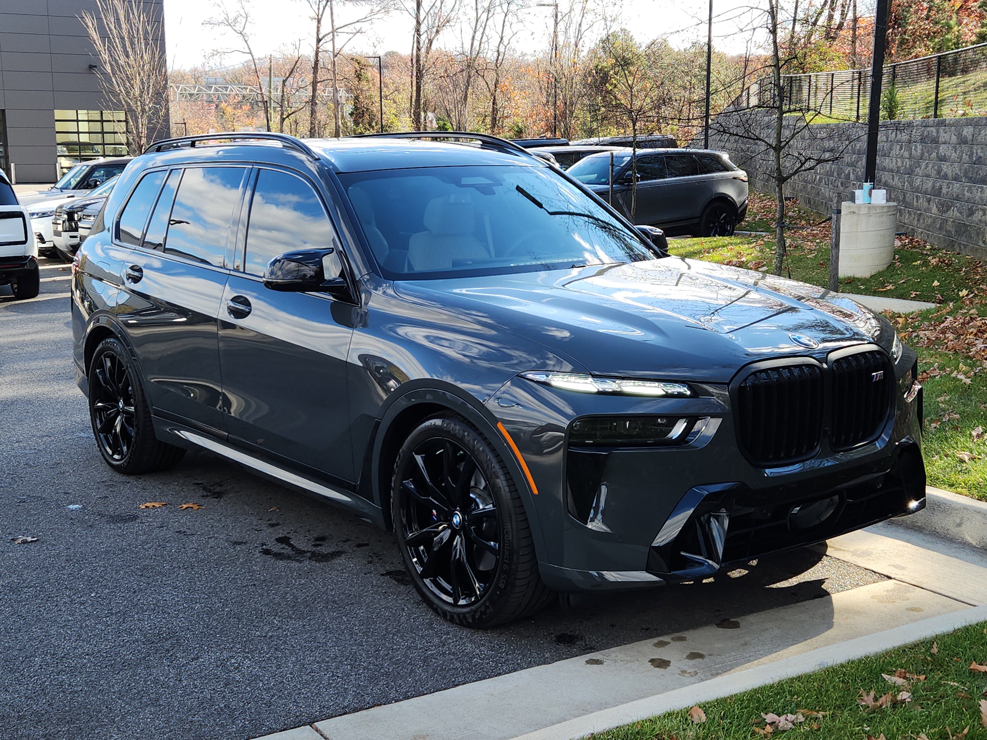 Used 2026 BMW X7 M60i image 10