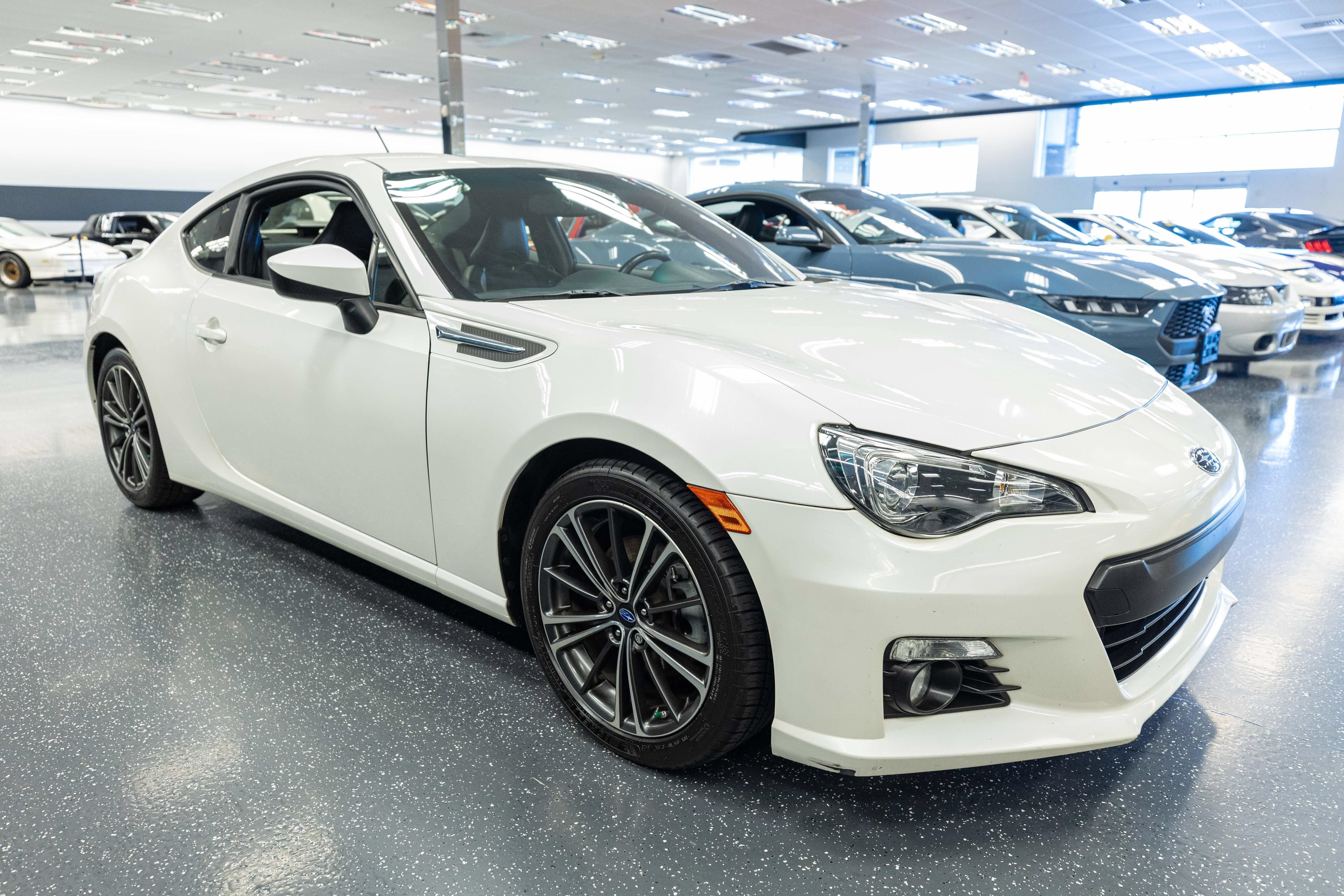Used 2014 Subaru BRZ Limited w/ Popular Package #1B RWD image 4
