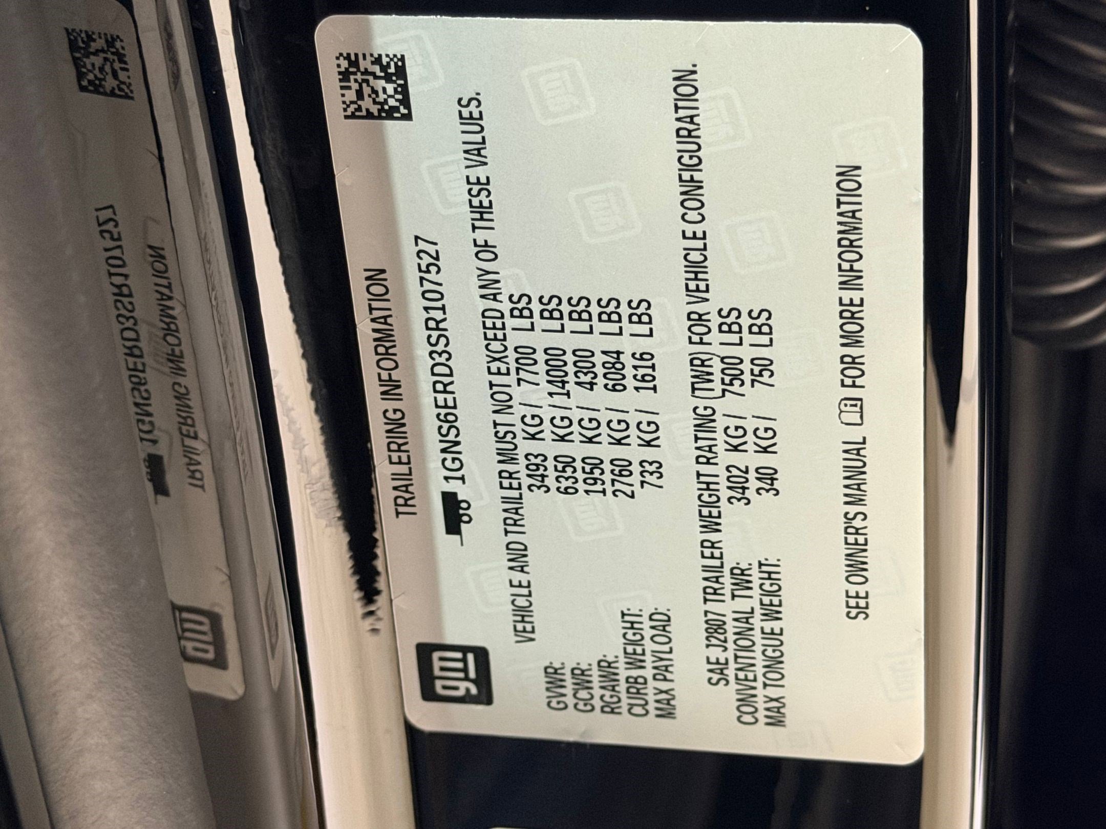 Used 2025 Chevrolet Suburban RST w/ Comfort Package image 21