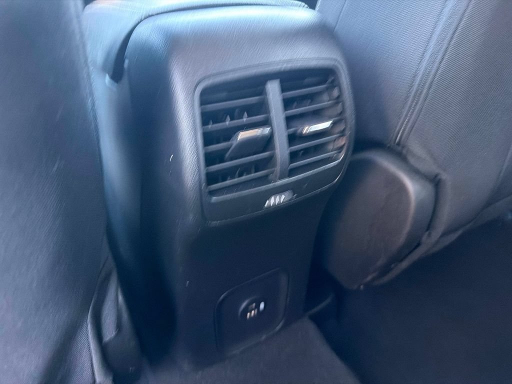 Used 2022 Ford Escape SE w/ Convenience Package AWD/4WD image 17