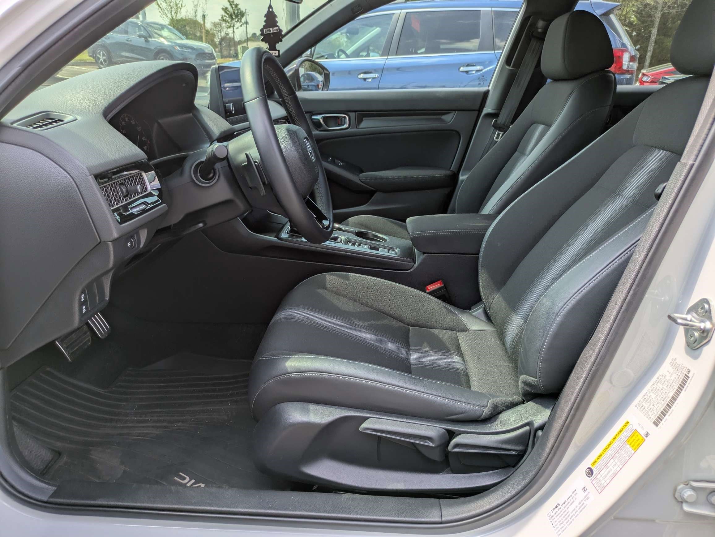 Used 2024 Honda Civic Sport image 25