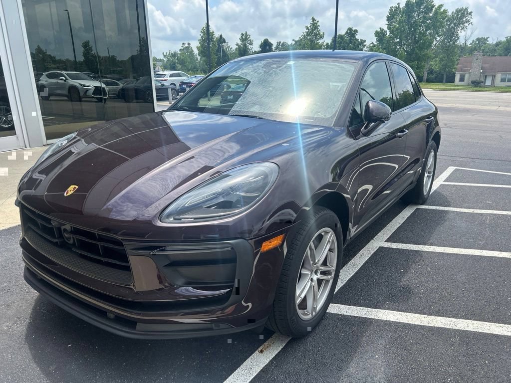 Used 2023 Porsche Macan Turbo AWD/4WD image 1